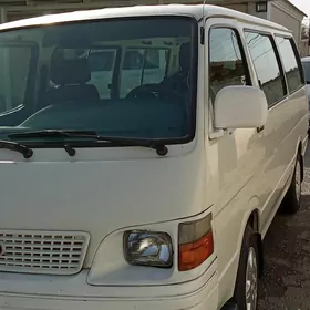 Toyota Hiace 2000