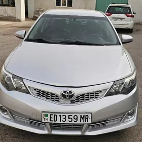 Toyota Camry 2013