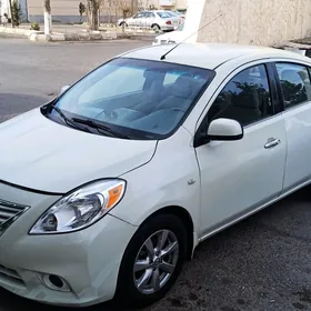 Nissan Sunny 2014