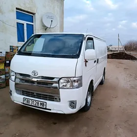 Toyota Hiace 2008