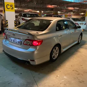 Toyota Corolla 2012