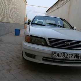 Nissan Cefiro 1996