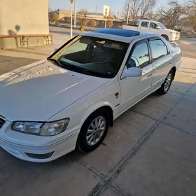 Toyota Camry 2001