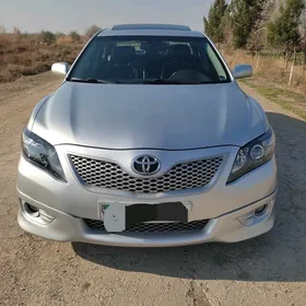 Toyota Camry 2011