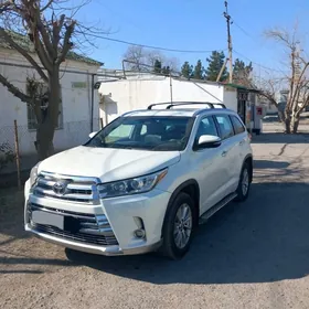 Toyota Highlander 2018