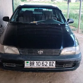 Toyota Carina 1995