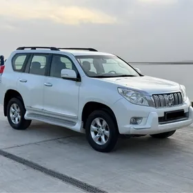 Toyota Land Cruiser Prado 2013