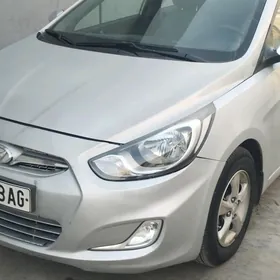 Hyundai Accent 2014