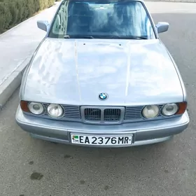 BMW 525 1990