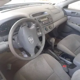 Toyota Camry 2004