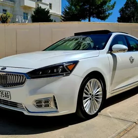 Kia Cadenza 2017