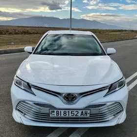 Toyota Camry 2018