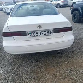 Toyota Camry 1997