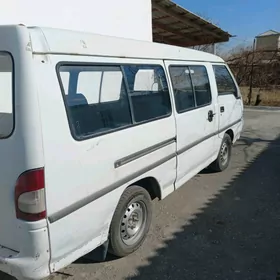 Toyota Hiace 1996