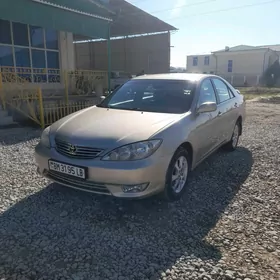 Toyota Camry 2005