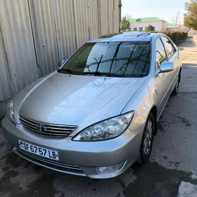 Toyota Camry 2004