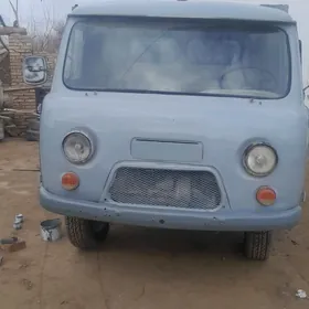 UAZ 469 2000