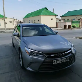 Toyota Camry 2015