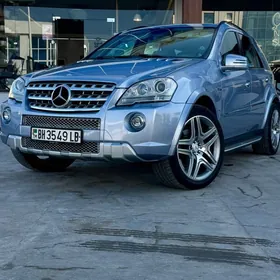 Mercedes-Benz ML350 2011