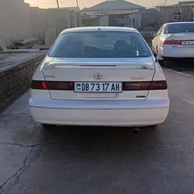 Toyota Camry 1997