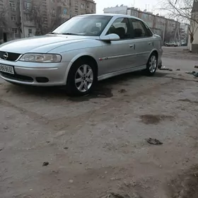 Opel Vectra 2000