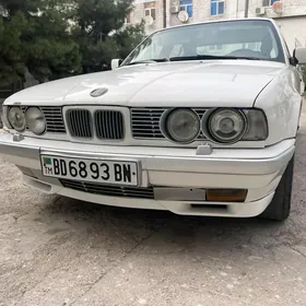 BMW 525 1992