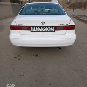 Toyota Camry 1999