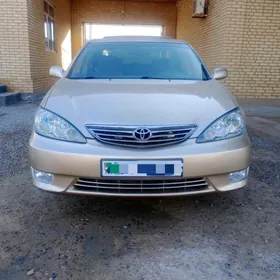 Toyota Camry 2003