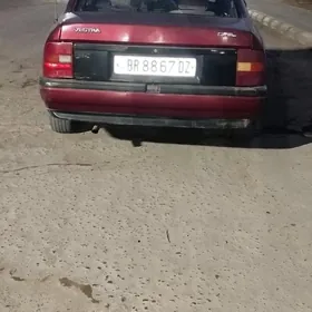 Opel Vectra 1992