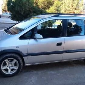 Opel Zafira 2001