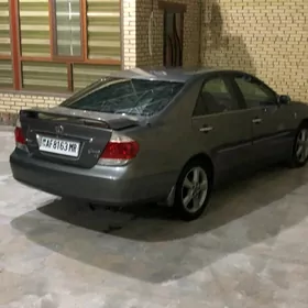 Toyota Camry 2005