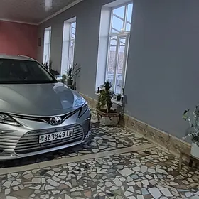 Toyota Camry 2018