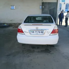 Toyota Camry 2003