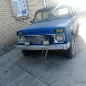 Lada Niva 1988