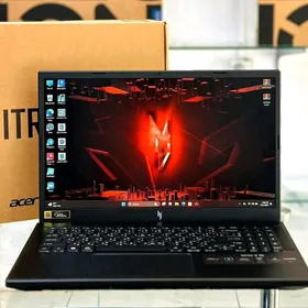 ACER Nitro/i9/RTX 4050/RAM 64