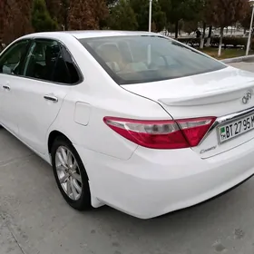 Toyota Camry 2015