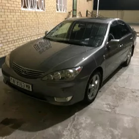 Toyota Camry 2005