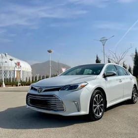 Toyota Avalon 2018