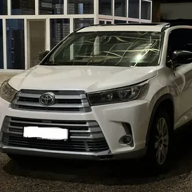 Toyota Highlander 2019