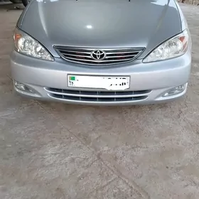 Toyota Camry 2004