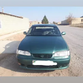 Hyundai Elantra 1996