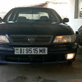 Nissan Cefiro 1995