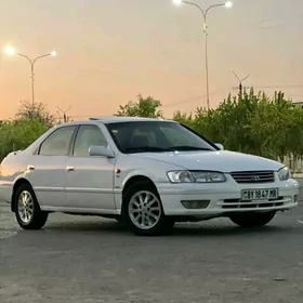 Toyota Camry 1998