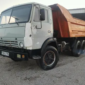 Kamaz 5320 1990