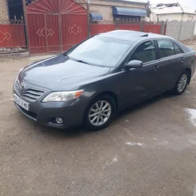 Toyota Camry 2011