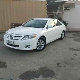 Toyota Camry 2011