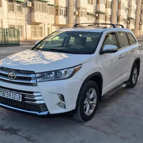 Toyota Highlander 2016