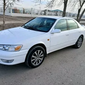 Toyota Camry 1999