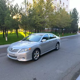 Toyota Camry 2011