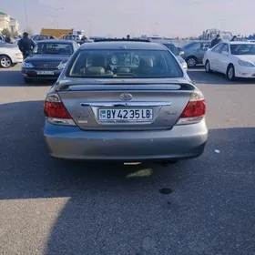 Toyota Camry 2005